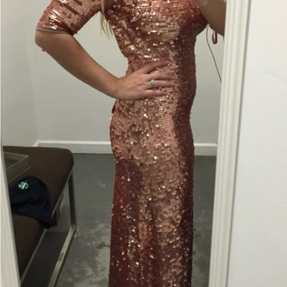 BCBS FORMAL ROSE GOLD SEQUIN FLOOR LENGTH GOWN FAB LOW SCOOP BACK-JAW DROPPING! - Picture 9 of 10